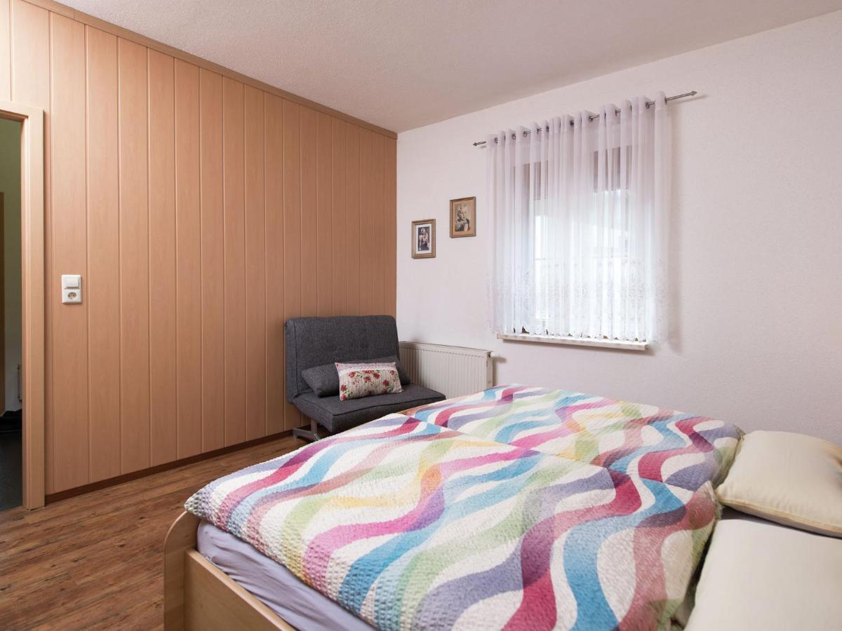 Cozy Apartment In Ore Mountains With Balcony Breitenbrunn  Luaran gambar
