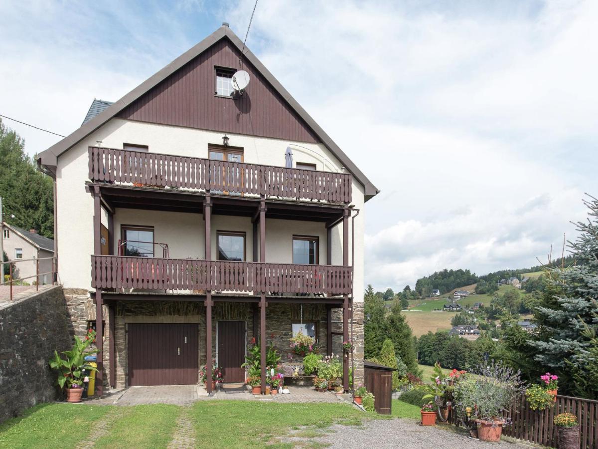 Cozy Apartment In Ore Mountains With Balcony Breitenbrunn  Luaran gambar