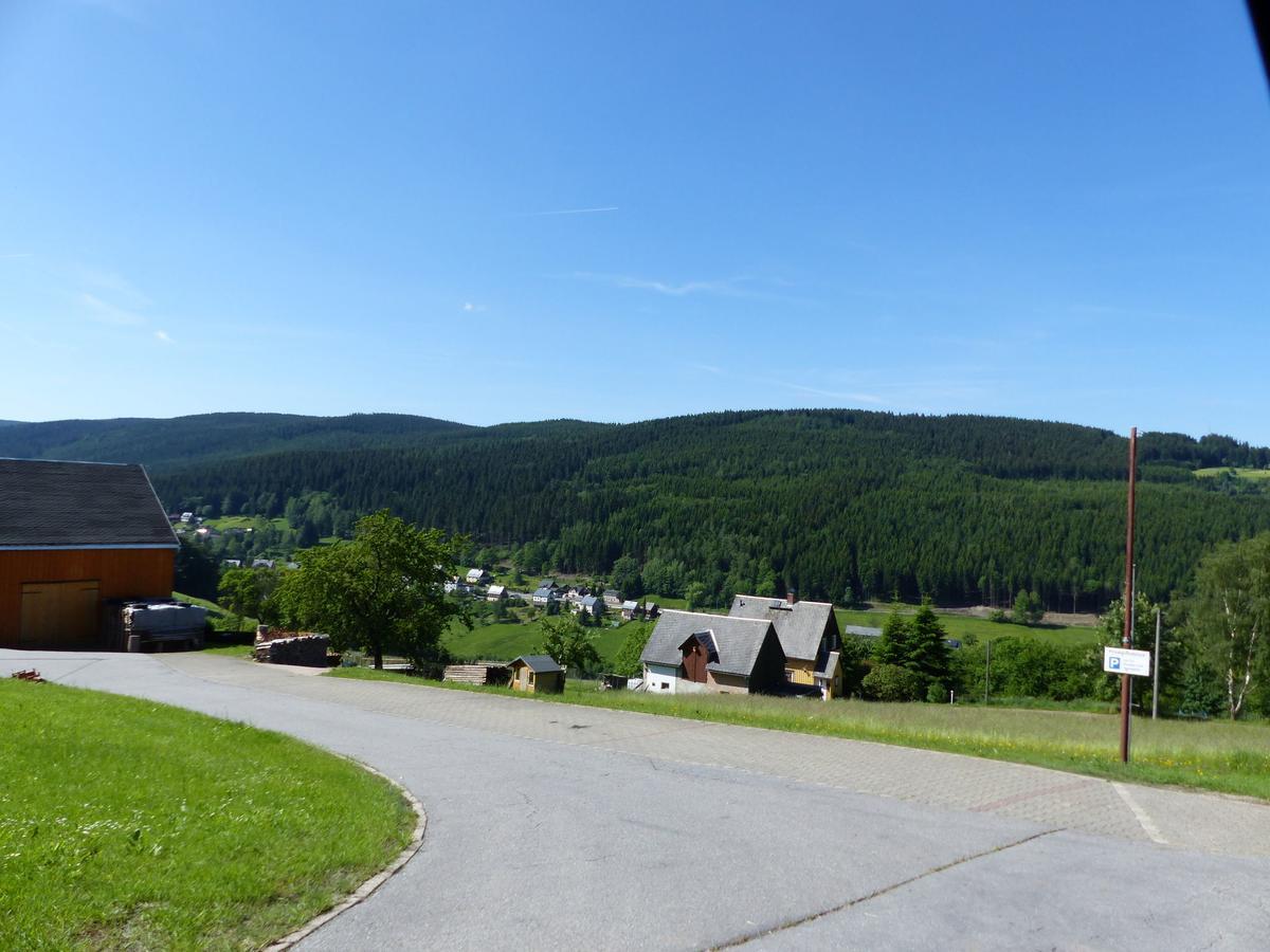 Cozy Apartment In Ore Mountains With Balcony Breitenbrunn  Luaran gambar